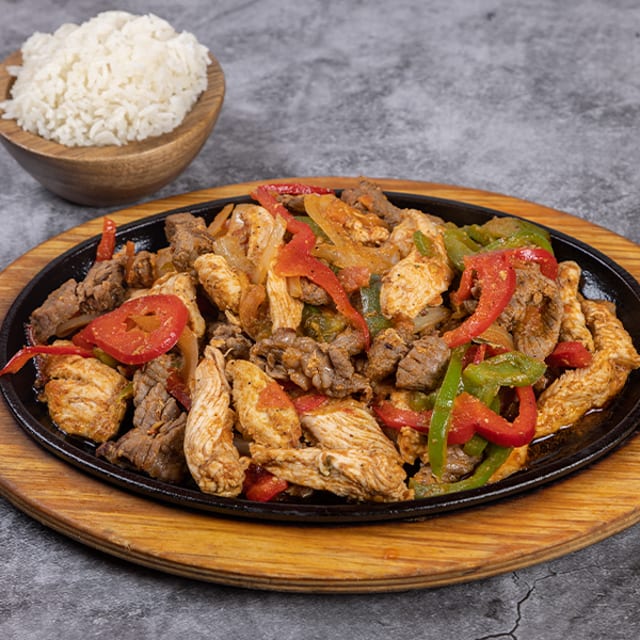 SUPREME FAJITAS.